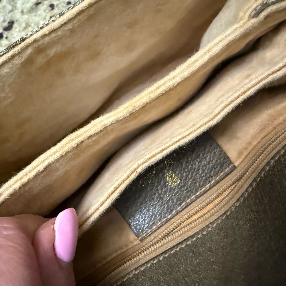 Authentic Crossbody/Shoulder Bag Gucci. - Picture 12 of 17
